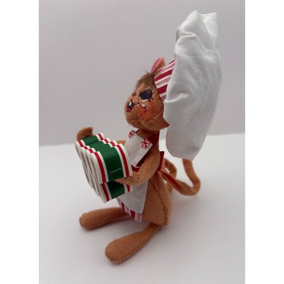 Annalee Christmas Mouse Ribbon Candy Maker 75th Anniversary Chef 2010 - Picture 7 of 9